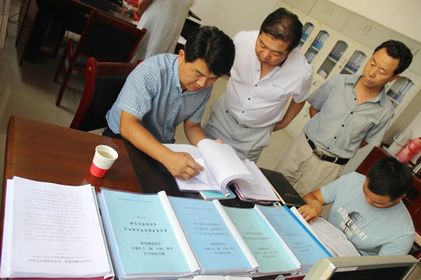市交通運(yùn)輸局黨組書記、局長馬潤同志對隴運(yùn)集團(tuán)公司全面從嚴(yán)治黨及黨風(fēng)廉政建設(shè)進(jìn)行專題調(diào)研