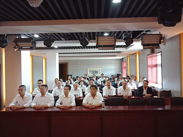 隴運集團公司黨委開展“不忘初心、牢記使命”紀念建黨98周年主題黨日活動