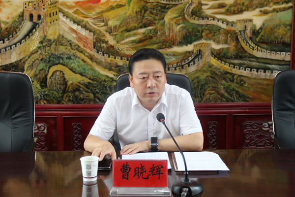 曹曉輝在隴運(yùn)集團(tuán)公司宣講黨的